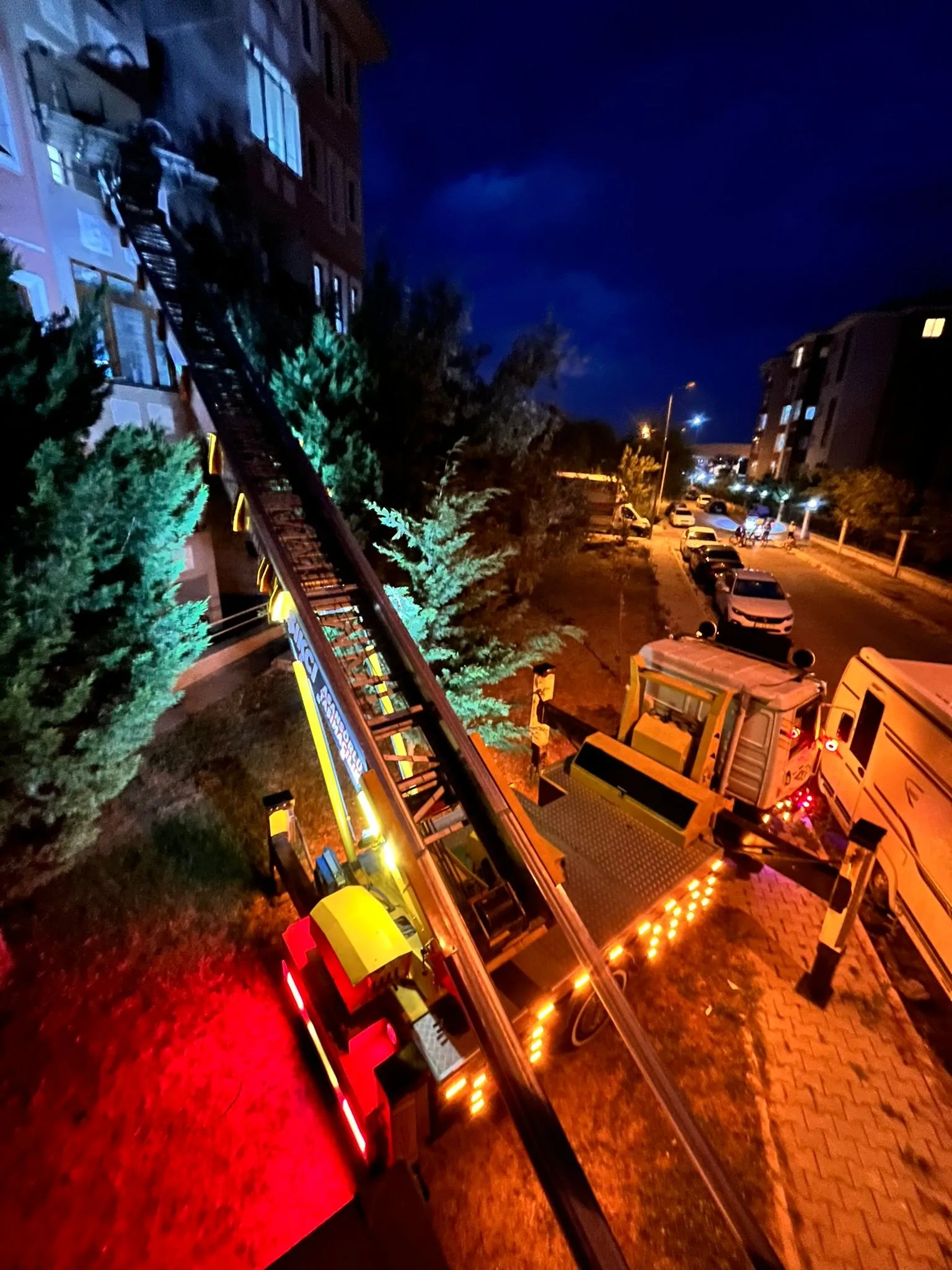 Sandıklı Mobil Asansör